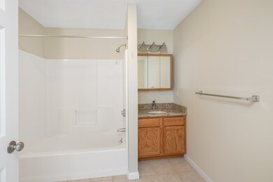 28 Oval Rd unit 1, Quincy, MA 02170 - photo 7