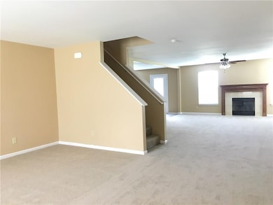 2367 Blackthorn Dr, Franklin, IN 46131 - photo 4