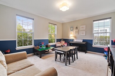 1650 Constitution Dr, Glenview, IL 60026 - photo 4