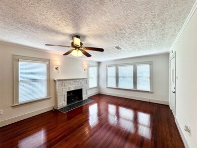 1110 Walling St, Houston, TX 77009 - photo 7