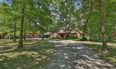 31008 Coco St, Pinehurst, TX 77362 - photo 2