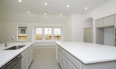 17347 Merigold Heights Dr, Conroe, TX 77302 - photo 5