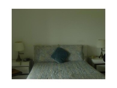 221 Windsor J, West Palm Beach, FL 33417 - photo 5