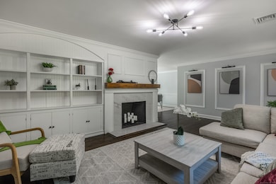 2428 Huntington Turnpike, Trumbull, CT 06611 - photo 5