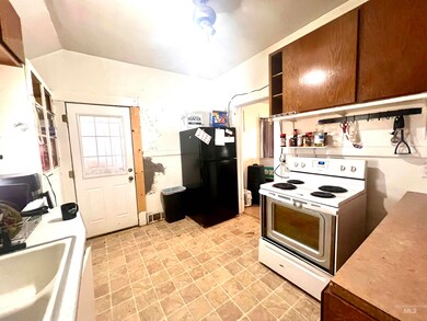 1610 Miller Ave, Burley, ID 83318 - photo 5