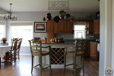 4201 SW Stone Ave, Topeka, KS 66610 - photo 7