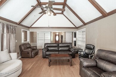 208 Sandpiper Rd_0014