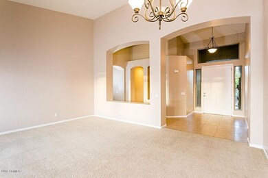05 Living Room & Foyer