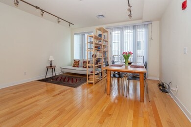 24 Bay State Rd unit 13, Cambridge, MA 02138 - photo 3