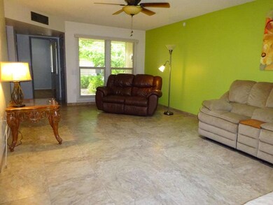 10819 W Santa fe Dr unit 15D, Sun City, AZ 85351 - photo 3