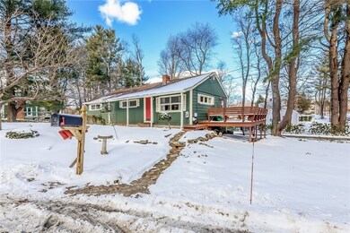 17 Breezy Knoll Rd, Greenville, RI 02828 - photo 4