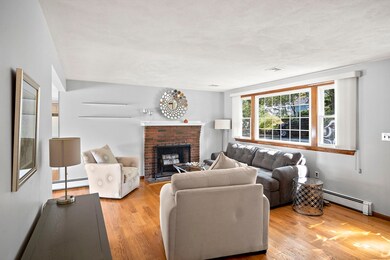 51 Caldwell Rd, Waltham, MA 02453 - photo 4