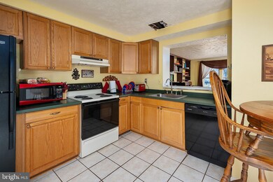 9647 Glendower Ct, Laurel, MD 20723 - photo 6