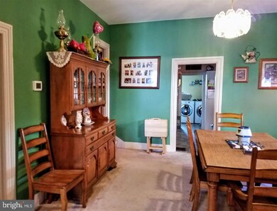 31 E Locust St, Mechanicsburg, PA 17055 - photo 4