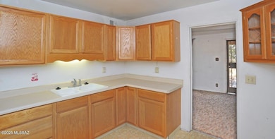 5665 E 25th St, Tucson, AZ 85711 - photo 5