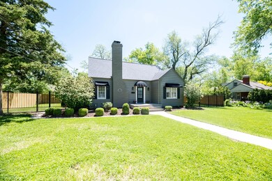Betsy Anderson 0121