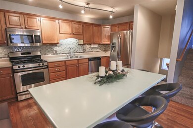 1437 Asbury Ln, Waterloo, IA 50701 - photo 3