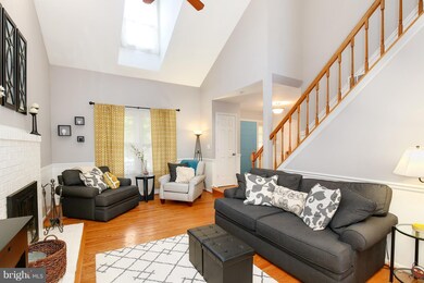 112 Connemara Dr, Sterling, VA 20164 - photo 6