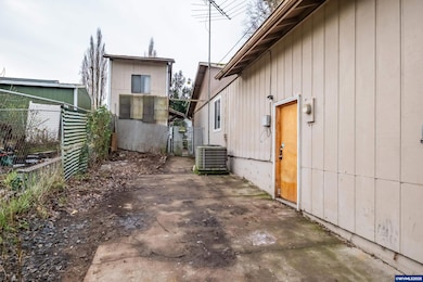 4454 York Ave NE, Salem, OR 97305 - photo 3