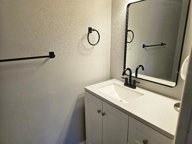 8806 Bay Pointe Dr unit 105, Tampa, FL 33615 - photo 7