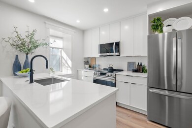 4459 Washington St unit 1, Roslindale, MA 02131 - photo 4