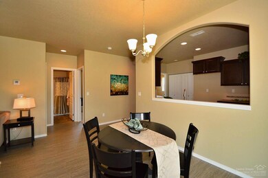 2511 NW Ivy Way, Redmond, OR 97756 - photo 5