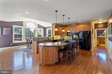 1023 Broadleaf Cir, Royersford, PA 19468 - photo 6