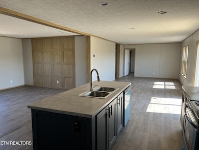 180 Schertz Ln, Rutledge, TN 37861 - photo 2