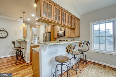 2215 Glenheather Dr, Falls Church, VA 22043 - photo 7