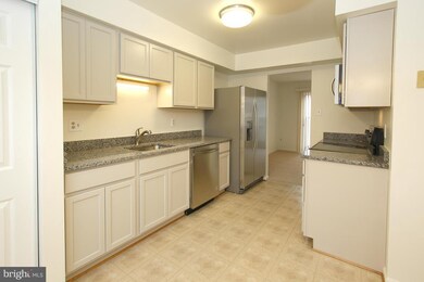 17500 Gallagher Way, Olney, MD 20832 - photo 7