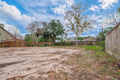 8606 Westview Dr, Houston, TX 77055 - photo 5