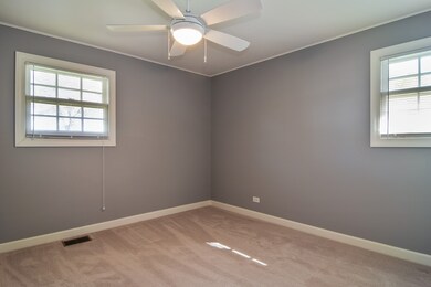 4200 Peacock Ct unit 12, Rolling Meadows, IL 60008 - photo 5