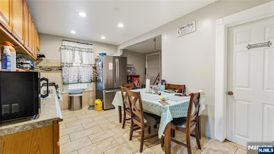 250 4th St, Newark, NJ 07107 - photo 4