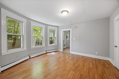 32 Harding Place, New Haven, CT 06511 - photo 4