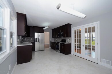 860 Newman Springs Rd, Lincroft, NJ 07738 - photo 4