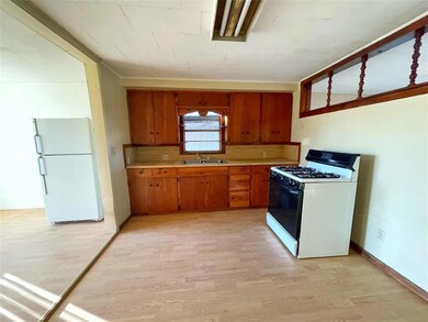 9241 County Road 456, Brownwood, TX 76801 - photo 4