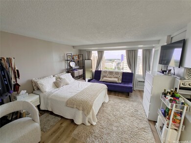 Five Regents unit 1606, Honolulu, HI 96818 - photo 3