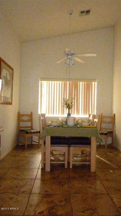 Kitchen table web