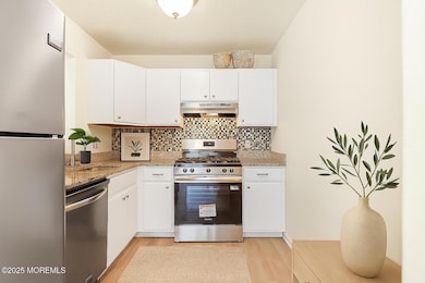 107 Sunshine Ct, Parlin, NJ 08859 - photo 3