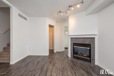 104_031720_6437 E 10th Ave