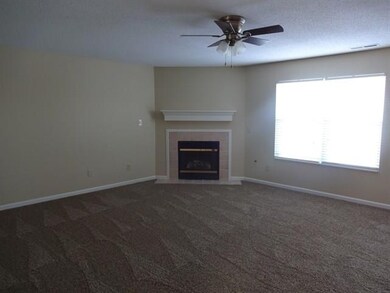 607 West St, Whiteland, IN 46184 - photo 3