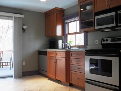 47 Forest St, Dover, NH 03820 - photo 5