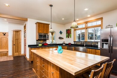 Kitchen-1L