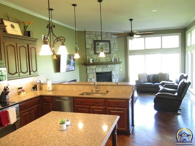 4337 SW Shenandoah Rd, Topeka, KS 66610 - photo 3