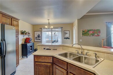 1927 Ridge Crest Dr, Shawnee, OK 74804 - photo 6