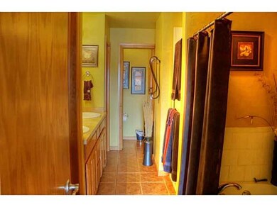 Master Bath/Spa.