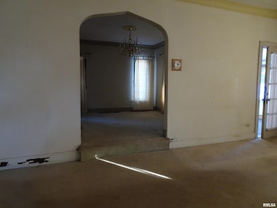 1515 Jersey Ridge Rd, Davenport, IA 52803 - photo 6