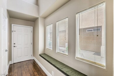 Lovely entry way with resting bench to remove your