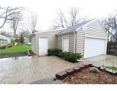Parking Lot/Garage.