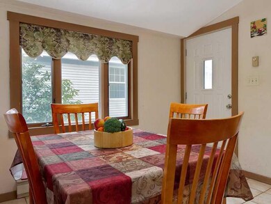 16 Brigham St, South Portland, ME 04106 - photo 4